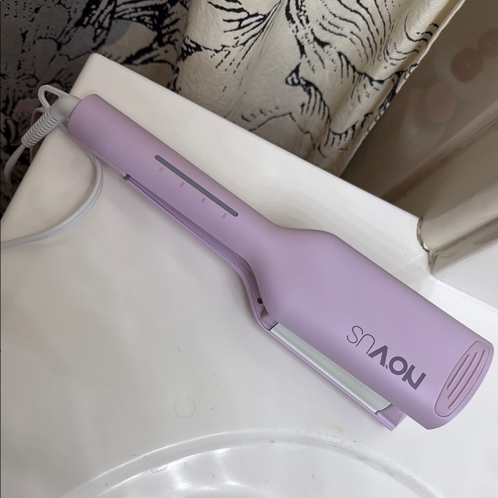 Purple Novus Hair Waver